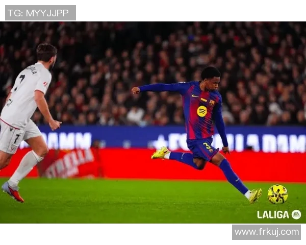 西甲联赛精彩瞬间登贝莱梅开二度助球队夺胜再创辉煌